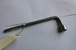 TOYOTA COMMON LUG NUT TOOL WRENCH X2152 image 7