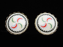 Hex Sign Earrings Vintage Glass Goldtone Screw Back, Round Black, Green, Red - £11.79 GBP