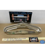 OEM 64 Cadillac REAR BUMPER TAIL LIGHT LAMP BEZEL ESCUTCHEON #1481132 - €63,78 EUR OEM 64 Cadillac REAR BUMPER TAIL LIGHT LAMP BEZEL ESCUTCHEON #1481132 - €63,78 EUR