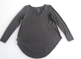 American Eagle Women&#39;s Long Sleeve Knit Top Size Medium - $15.00