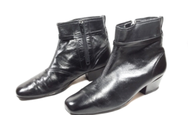 Vintage KRAUS Of California Women Heel Black Beatle Boot Size 7.5 WIDE Mod Retro - £33.77 GBP