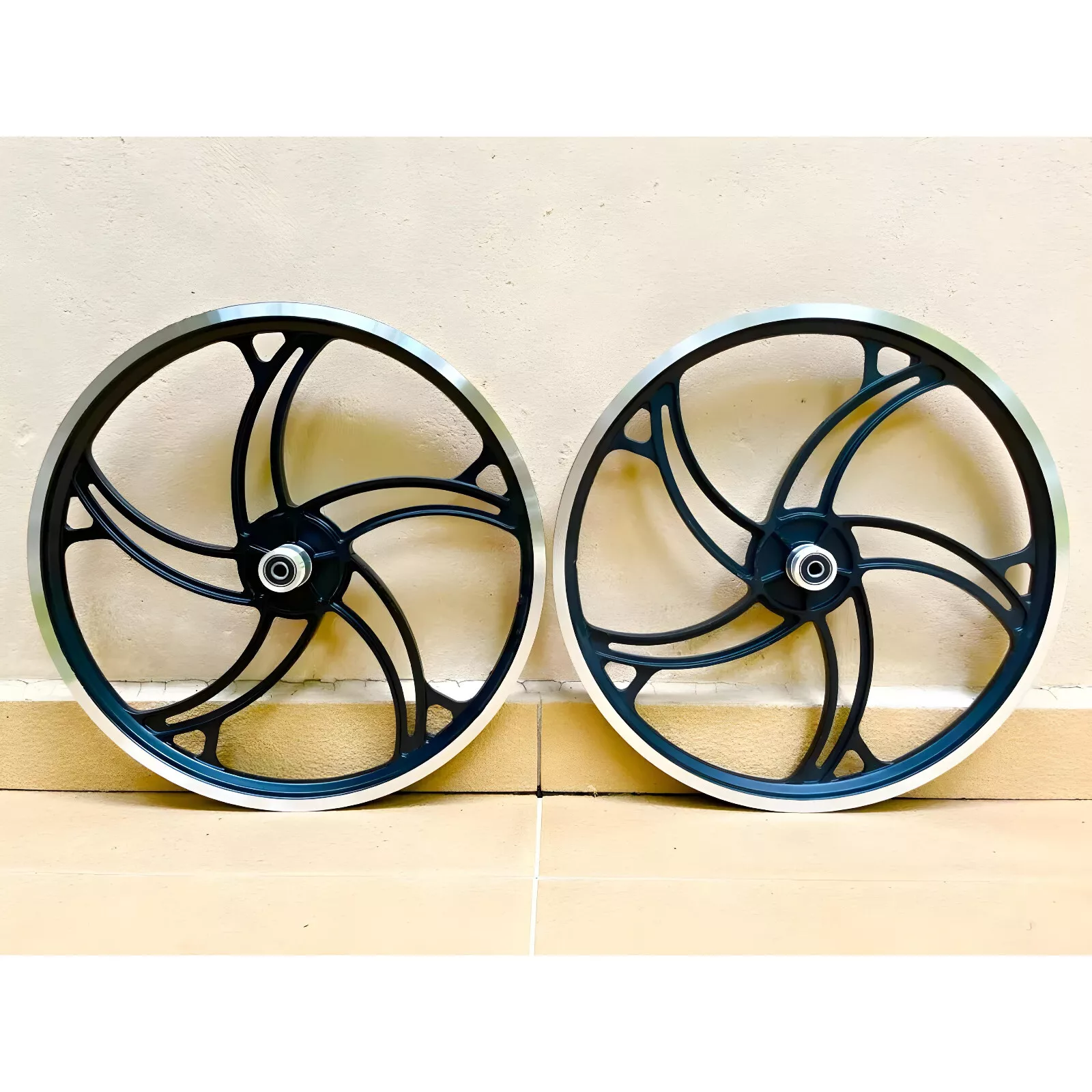 Item image 2