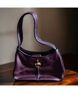 Small, Vintage Etienne Aigner Handbag. - $60.00
