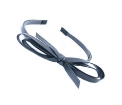 Caravan Covered Skinny Leatherette Head Band With Large Double Tied Bow - £11.95 GBP