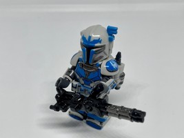 Heavy Mandalorian (Blue Grey) The Death Watch Star Wars Minifigures Toys - $3.99