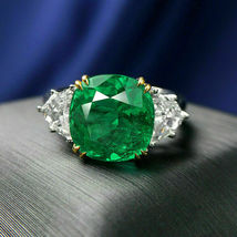 4.20Ct Round Cut Green Emerald Three Stone Engagement Ring 14K White Gold Over - £76.66 GBP