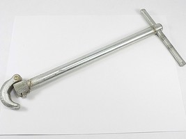 COVERS CO. PLUMBERS BASIN WRENCH 11” LONG USED MADE IN USA - $8.90