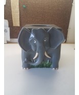 Ceramic Tissue Paper Holder - $152.29 MXN