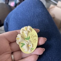 Easter JOY LILY Flower American Greetings PIN Vintage CAMEO Brooch Lapel... - €6,92 EUR