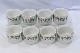 Gibson Everyday Christmas Charm Holly Berry Cups  Lot of 8  Xmas - $12.73