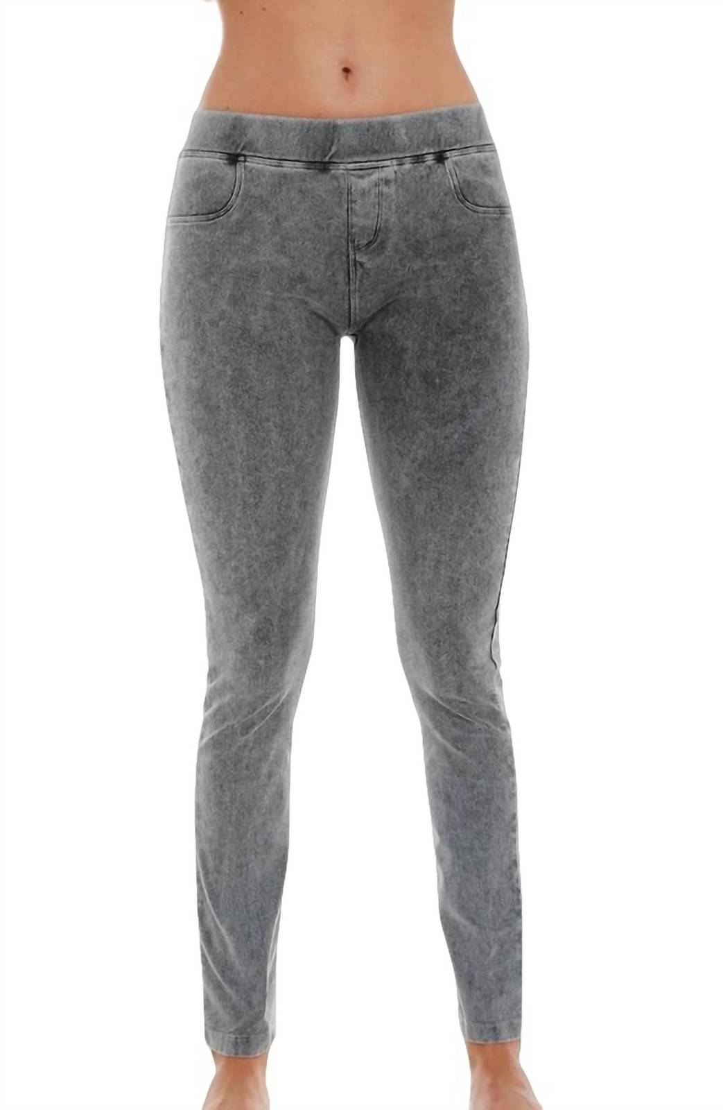 French Kyss high rise capri in Charcoal