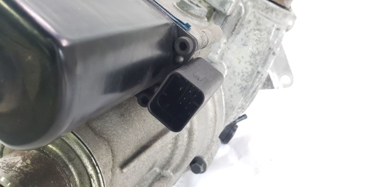 Transfer Case Assembly 2.4L 4 Cylinder 4x4 OEM 2015 2016 17 2018 Jeep Renegade  Item image 8