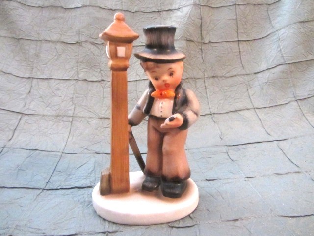 Primary image for NAPCO Nite Owl - Boy By Lamp Post, Japan Figurine, Collectible Figurine 