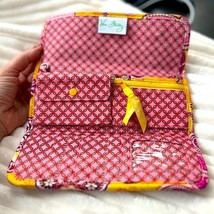 Vera Bradley Carnaby Pink Yellow Trifold Style Classic Long MagnetCoin W... - $276.79 MXN
