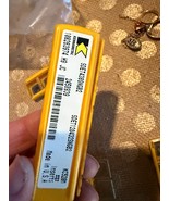 Neuf Lot De 4 Kennametal Plaquettes Carbure turning # Spgt SPGT3252LF kc... - $37.99