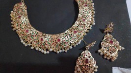 VeroniQ Trends-Elegant Gold Plated Jadau Necklace With Pearls/Jhumki-Bridal - £196.65 GBP