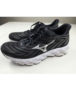 Mizuno Womens  Wave Sky 8 Running Shoe,  size 9 - $181.27 CAD