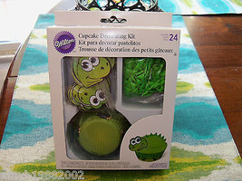Wilton Dinosaur Cupcake Decorating Kit NEW - $16.80