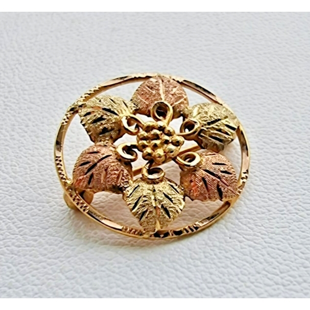 BLACK HILLS 10K YELLOW AND ROSE  and GREEN GOLD FLOWER LEAVES BROOCH PIN AT Item image 2