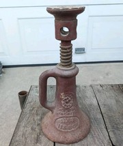 VINTAGE VULCAN BRAND RAILROAD JACK 1 &amp; 1/4 INCH X 8 INCH SCREW TYPE JACK - $87.29