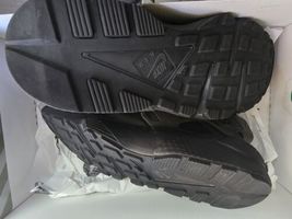 NIKE AIR HUARACHE BLACK/ANTHRACITE SIZE WOMEN'S 9 (MEN SIZE 7.5) [DH4439-001] image 2