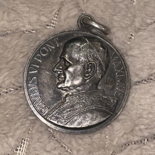 Pope Paulus VI Pont Max Anno Santo  Medal Vintage Italy - $3.95