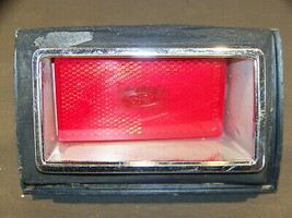 1970 1971 FORD MUSTANG RED MARKER LIGHT BEZEL &amp; HOUSING OEM #SAE-PIA-70FN - £35.91 GBP