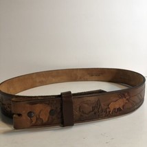 Vintage Genuine Leather Western Belt Size 34 Big Game Animals Bear Moose - £22.38 GBP