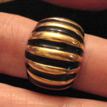 Bold Shrimp Ring size 6.5 Statement Cocktail Modern Art Deco Black &amp; Gol... - $19.75