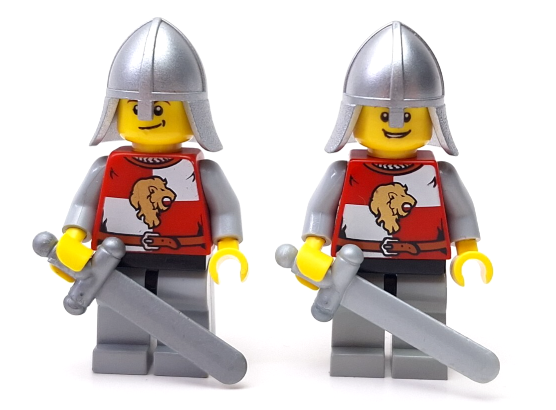 Lego Castle Kingdoms cas497 Lion Knight Quarters Minifigure 7187 Lot 2 - $10.10