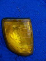 1993 1989 MERCEDES 300 E RIGHT MARKER LIGHT CORNER SIGNAL OEM USED 305 2... - $1,893.60 MXN