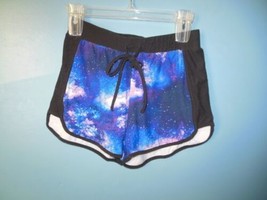 Juniors No Boundaries Shorts Small 3/5 Galaxy Print - £7.98 GBP