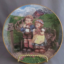 M.J. Hummel Collector Plate Country Crossroads - £3.20 GBP