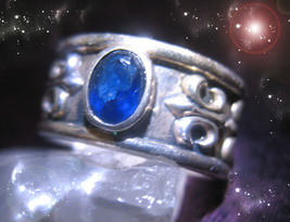 HAUNTED ANTIQUE RING THE MOST DIVINE AND BLESSED WORLD HIGHEST LIGHT MAGICK image 2