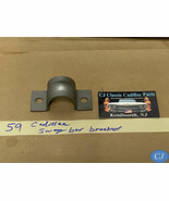 OEM 59 Cadillac FRONT STABLIZIER SHAFT SWAY BAR BRACKET #411142 - $81.39 CAD