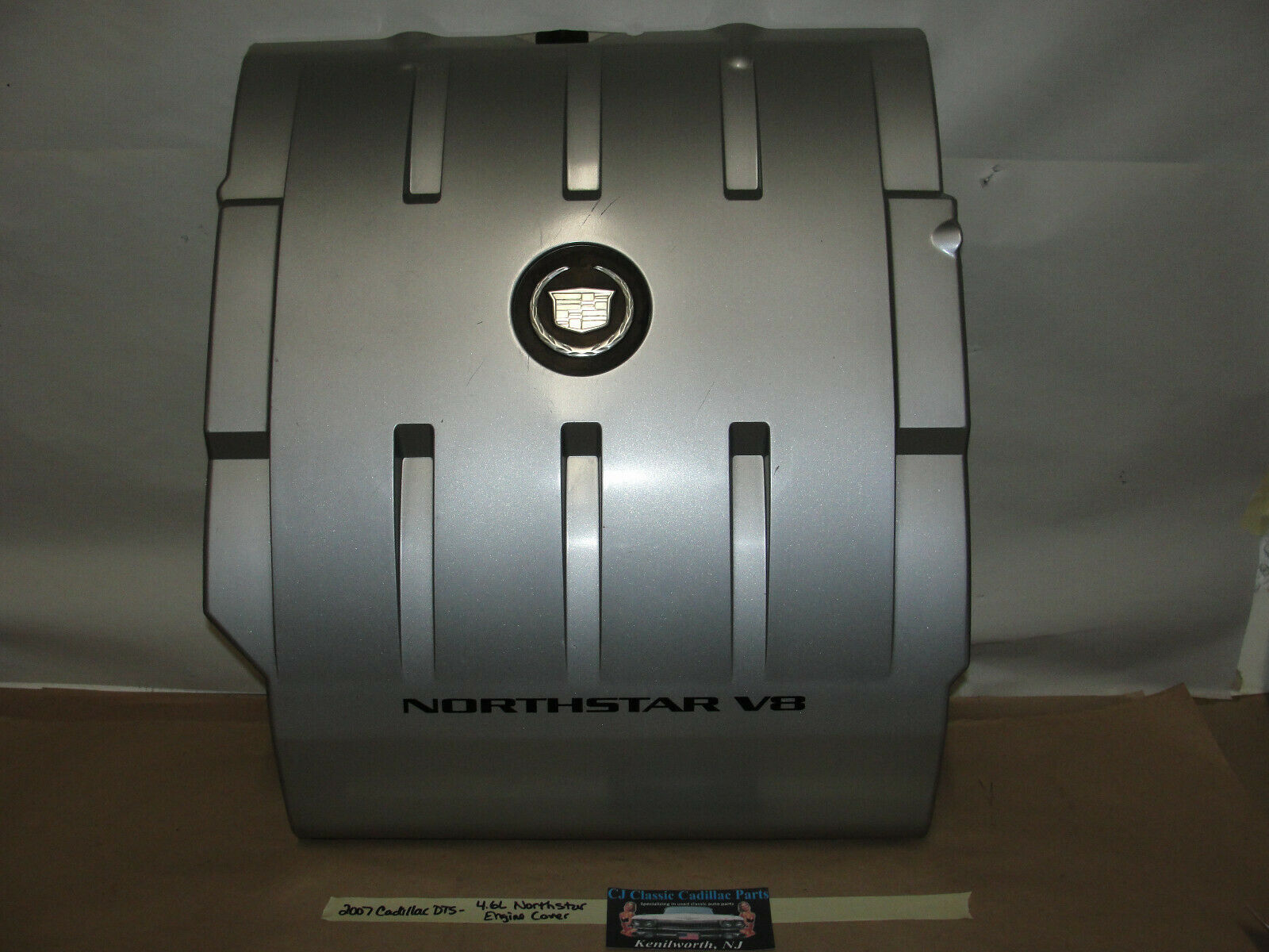 OEM 2007 CADILLAC DTS 4.6L V8 NORTHSTAR ENGINE VANITY COVER TRIM - $94.04
