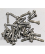 LOT of 30 NOS OEM OMC JOHNSON EVINRUDE SCREWS 510192 - $370.47 MXN
