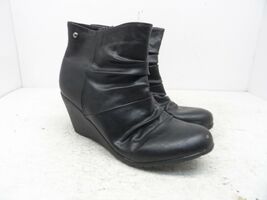 Denver Hayes Women's 6" Side-Zip Wedge Boot 938315 Black Size 7M - $21.37