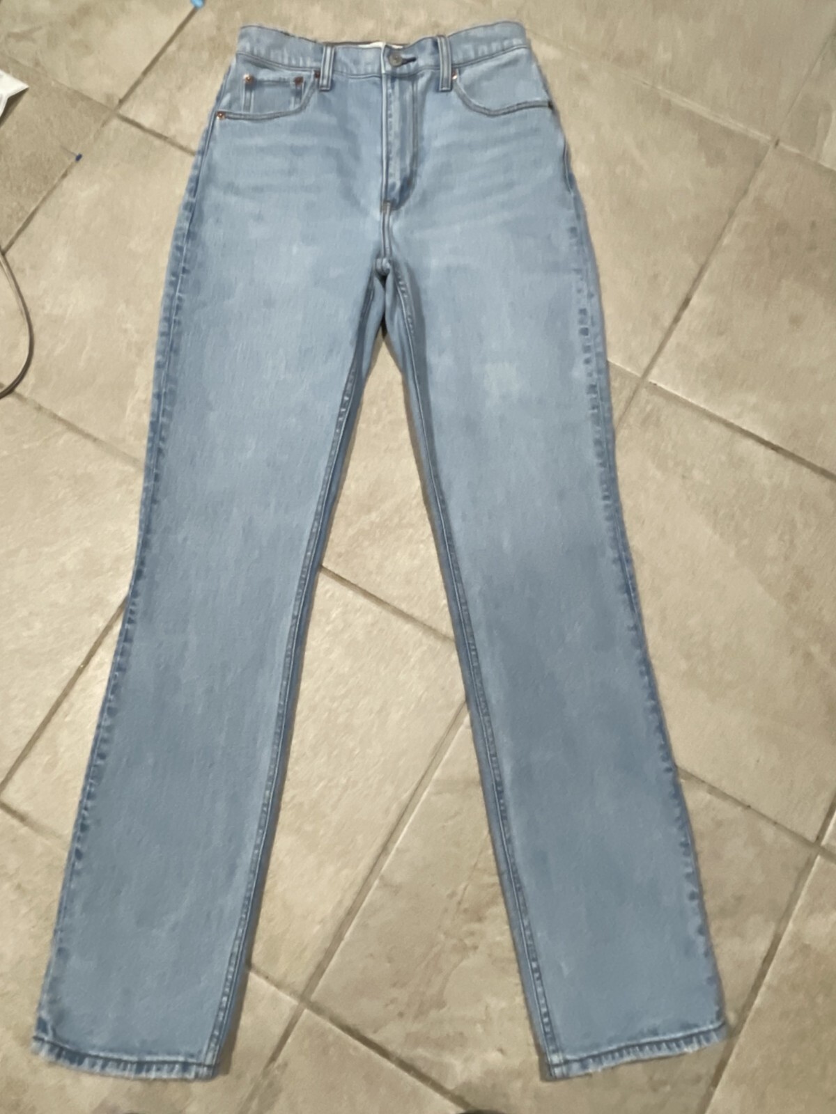 Abercrombie &amp; Fitch Womens The &#39;90s Slim Straight Ultra High Rise Jeans ... - $23.14