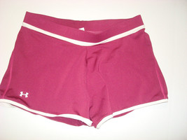 Womens NWT New Under Armour No Liner Shorts Logo Heat Gear Dark Red Whit... - $38.61