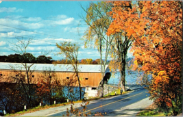 Postcard - Connecticut River and N.H. end of Covered Bridge - Windsor, Vermont - £6.13 GBP