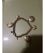 VINTAGE ESTATE JEWELRY SIGNED AVON CHARM LOCKET BRACELET HEARTS BUTTERFL... - $409.90 MXN
