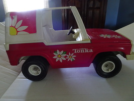 Tonka® Broncho Hot Pink Daisy Jeep Barbie Flowers with Stickers - Vintage 70s - £47.19 GBP