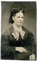 Original Tintype of 33 Year Old Lady from 1872 Philadelphia - Rosy Cheeks - £12.02 GBP