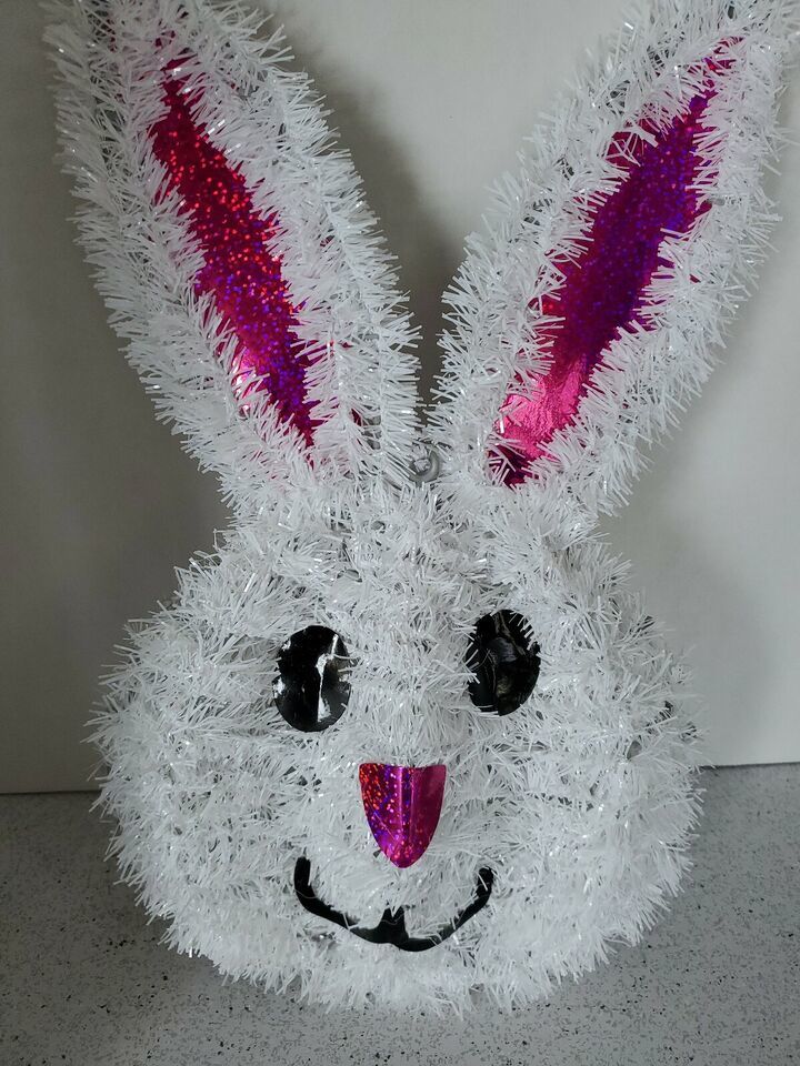 Easter Tinsel Wall Hanging Decor 14”H x 9”W x 1”D Easter Bunny Head-NEW-... - $13.37