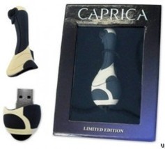 Caprica Serge Limited Collectors Edition Usb Comic Con 2 Gig Keychain *Specail* - £4.71 GBP