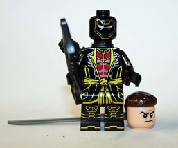 YY Minifigure Building Custom Hawkeye Gold and Black outfit Marvel TV Show - £5.05 GBP