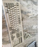 Rare Computer Keyboard-SHIPS SAME BUSINESS DAY - €114,47 EUR