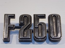 1973 74 75 76 Ford Truck F-250 Emblem D4TB-16702BA OEM  - £31.84 GBP