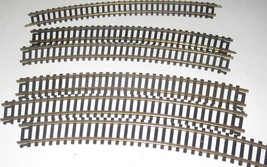 HO BRASS TRACK- 6 CURVES - MIXED - FAIR - NEED JOINERS - W81 - $34.77 MXN